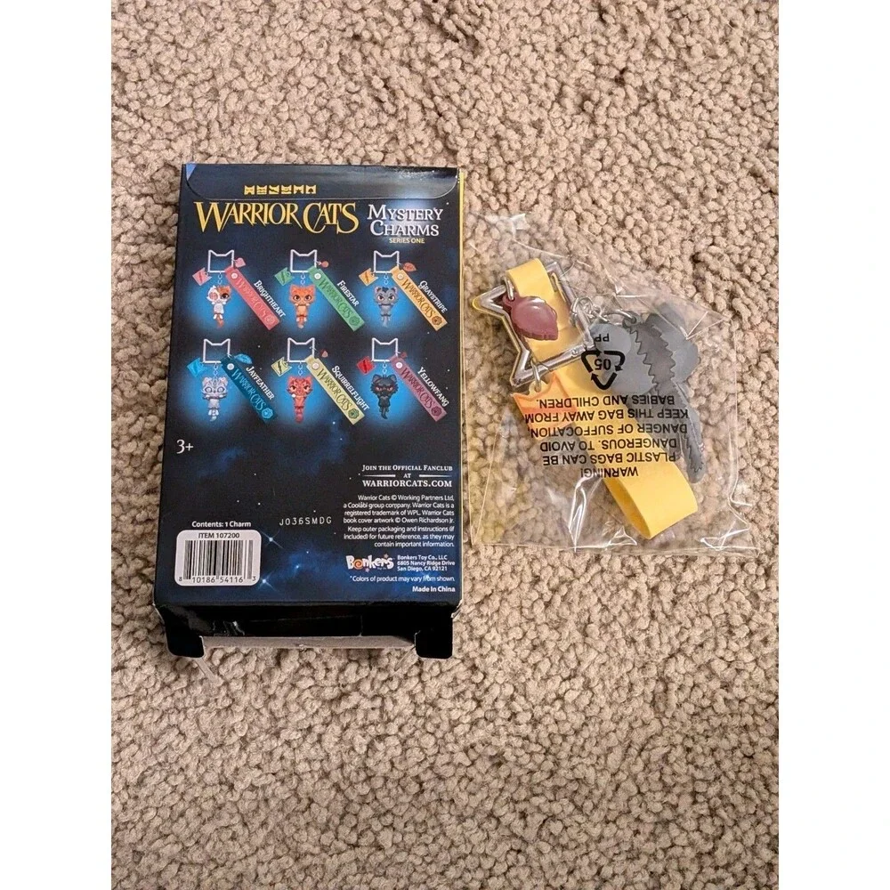 Warrior Cats Mystery Charm Keychain Series One 1 Graystripe